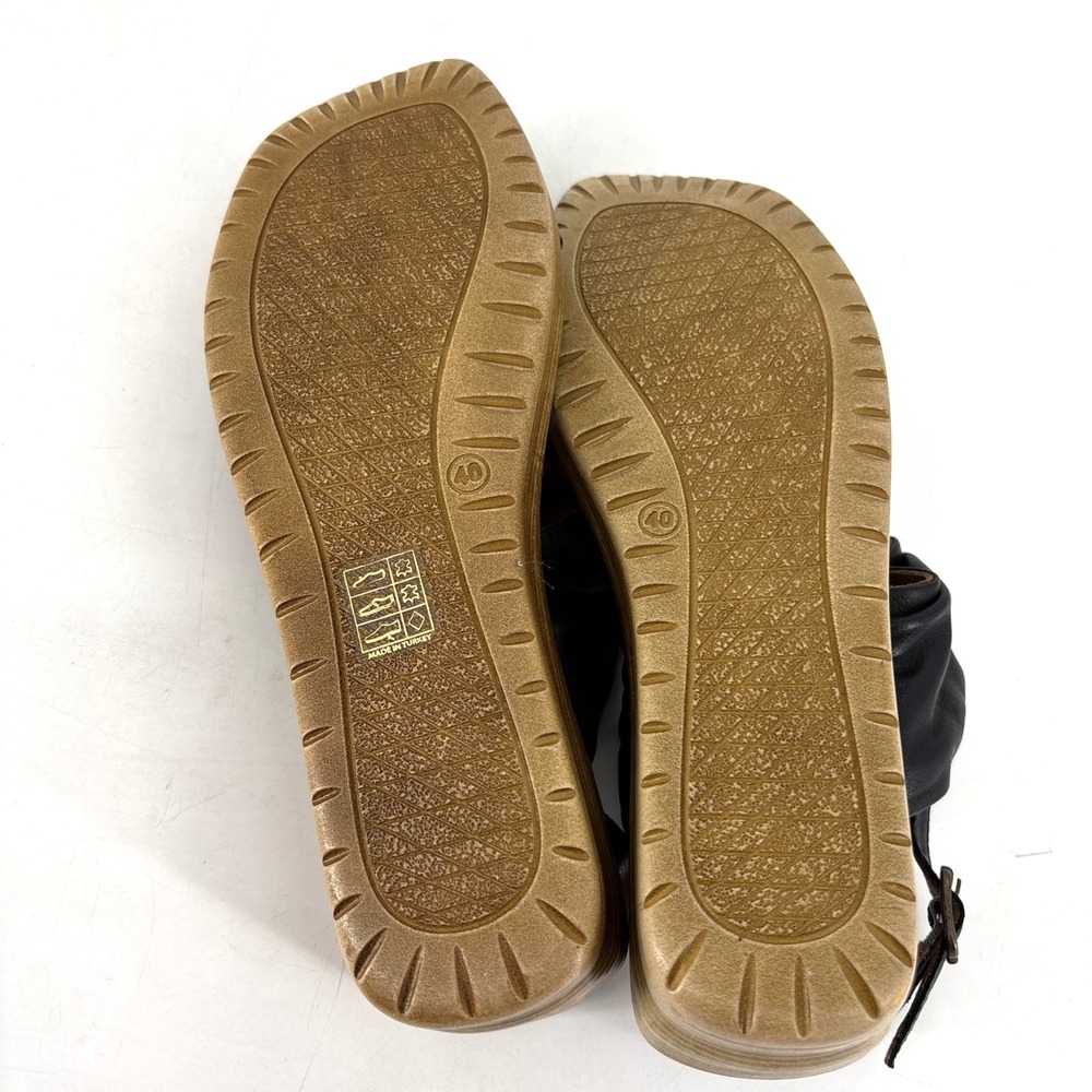 Bueno Maya Sandals Black Leather Straps‎ Wedge Platform Size 40 - Picture 11 of 12